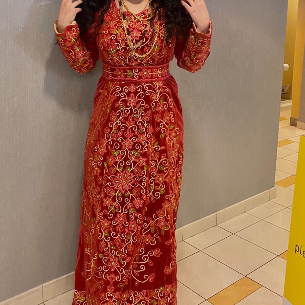 gorgeous palestinian thobe absolutely stunning pictures don’t do justice